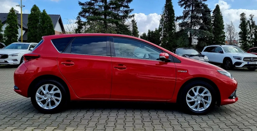 Toyota Auris cena 59900 przebieg: 45000, rok produkcji 2016 z Buk małe 277